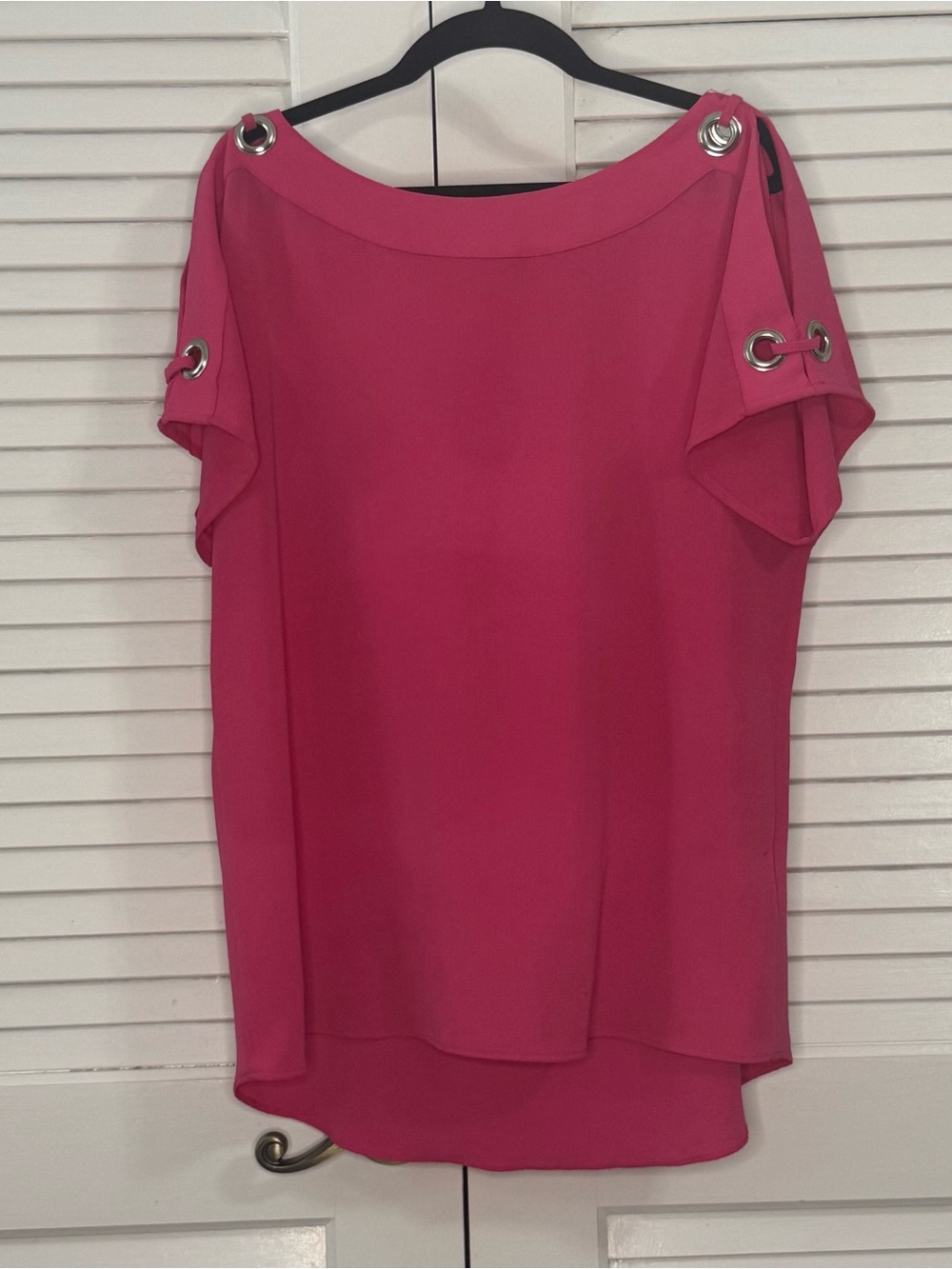 Spense Fuchsia Grommet Sleeve Blouse
